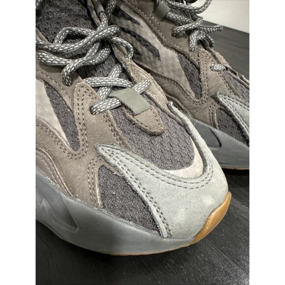 Yeezy 700 V2 Geode Men 6 main image 9